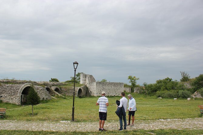 Premium Walking Tour of Berat with Expert Guides - The walk up to Berat Castle: the part you should plan for